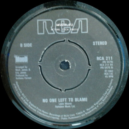 Unknown Artist - Paris Is One Day Away / No One Left To Blame side B