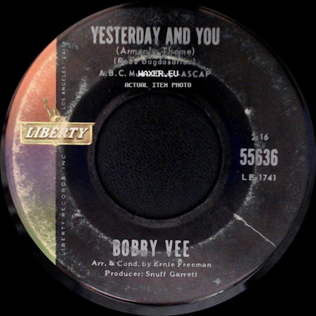 Bobby Vee - Never Love A Robin / Yesterday And You side B