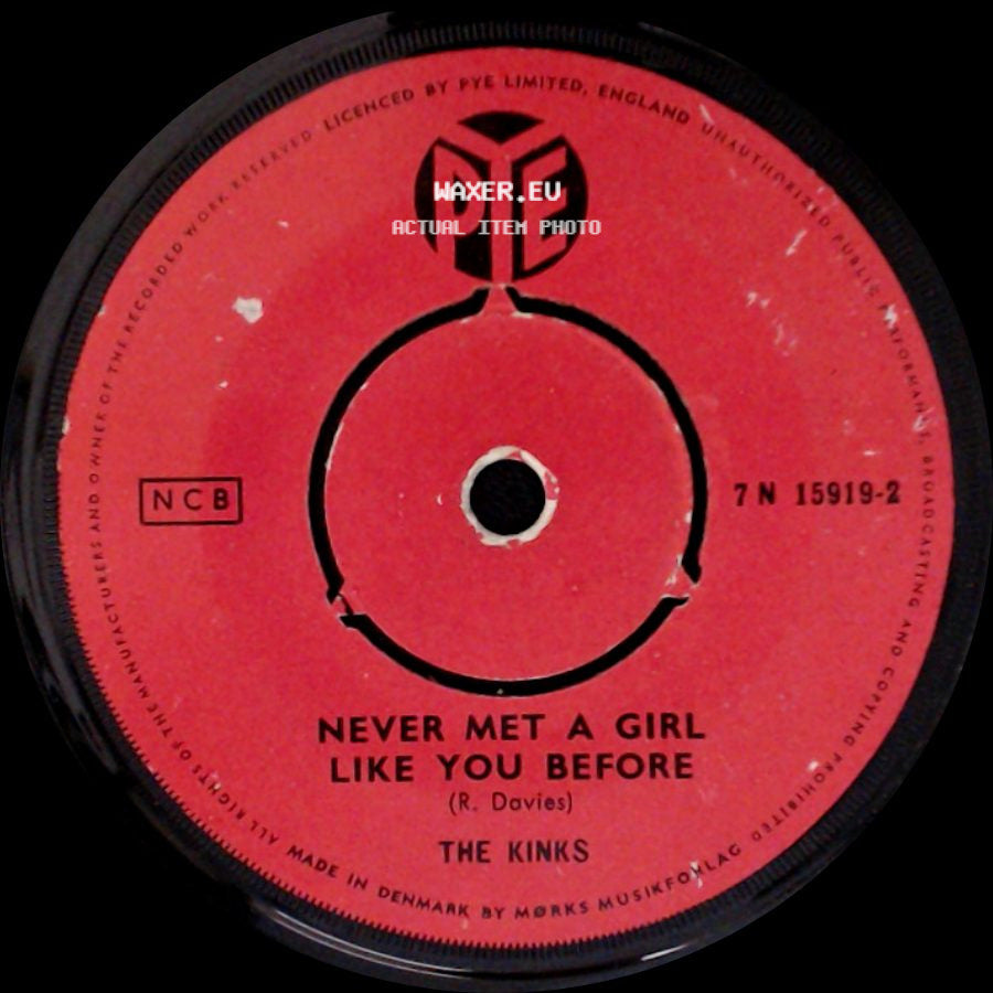 The Kinks - Never Met A Girl Like You Before / See My Friend side A