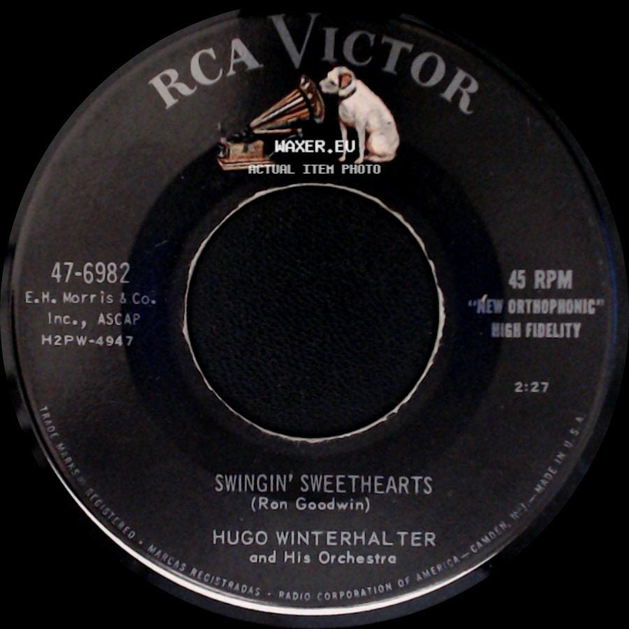 Hugo Winterhalter And His Orchestra / Hugo Winterhalter's Orchestra And Chorus - Swingin' Sweethearts / The Happy Cobbler side A