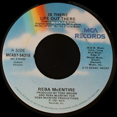 Reba Mcentire - Is There Life Out There / Buying Her Roses side A
