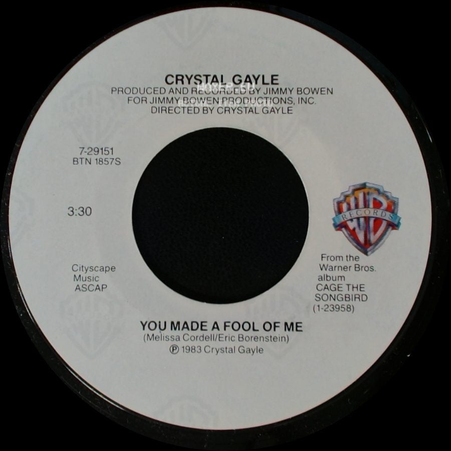 Crystal Gayle - Me Against The Night / You Made A Fool Of Me side B