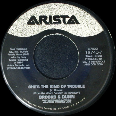 Brooks & Dunn - She's The Kind Of Trouble / She's Not The Cheatin' Kind side A
