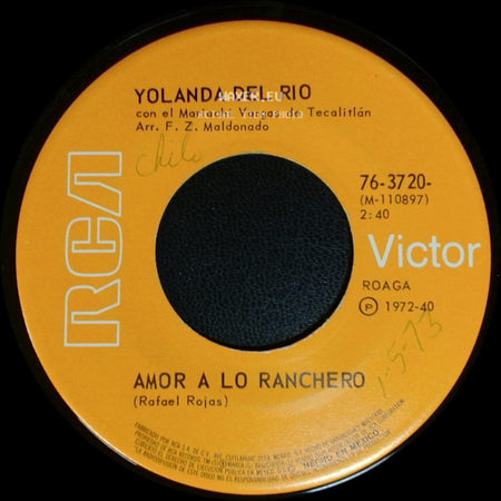 Yolanda Del Rio / Yolanda Del Rio Con El Mariachi Vargas De Tecalitlán - Amor A Lo Ranchero / Saliendo De Misa side A