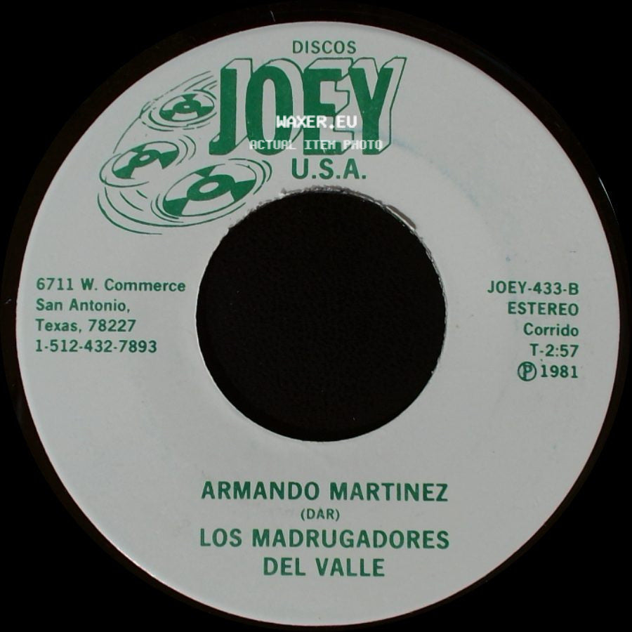Los Madrugadores Del Valle / Armando Martinez - Dos Monedas / Los Madrugadores Del Valle side B