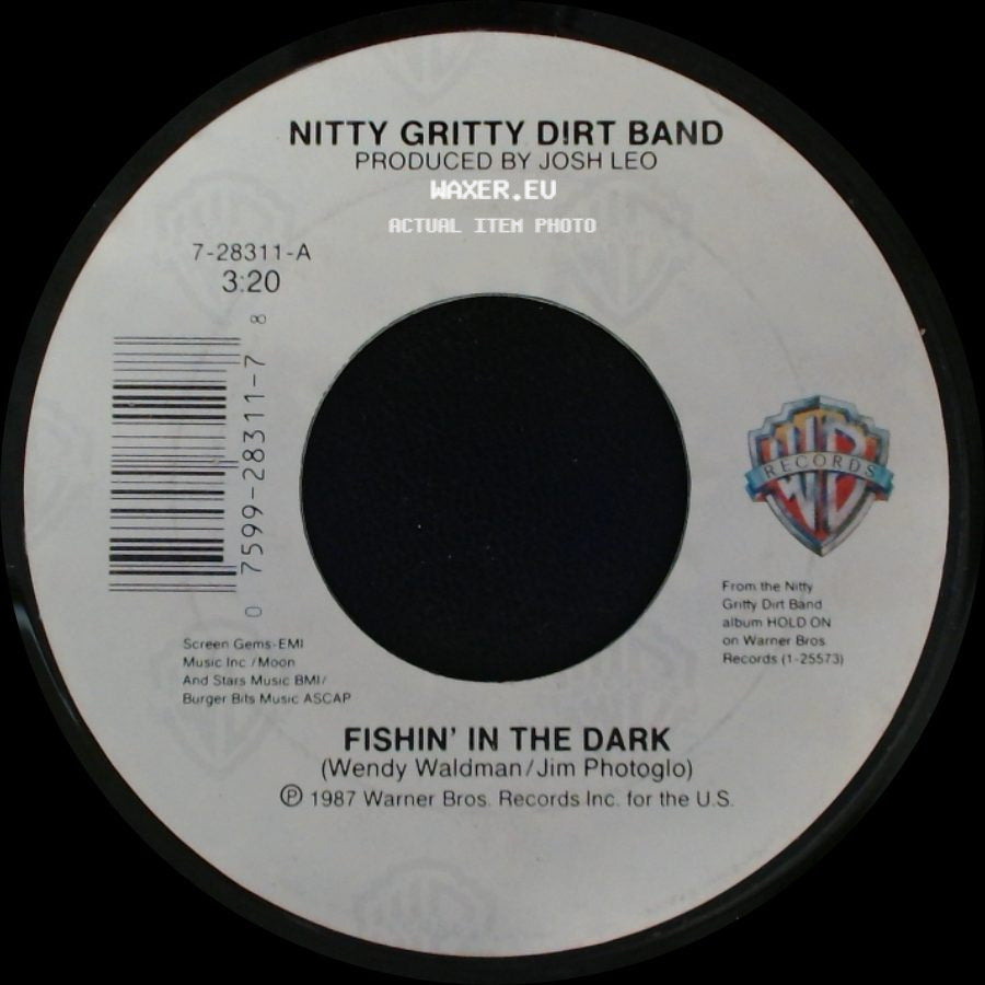 Nitty Gritty Dirt Band - Fishin' In The Dark / Keepin' The Road Hot side A