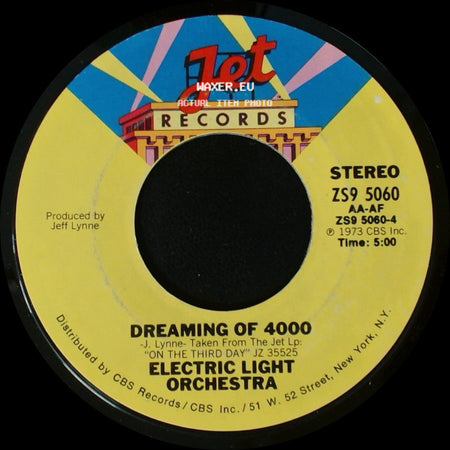 Electric Light Orchestra - Dreaming Of 4000 / Don't Bring Me Down side A