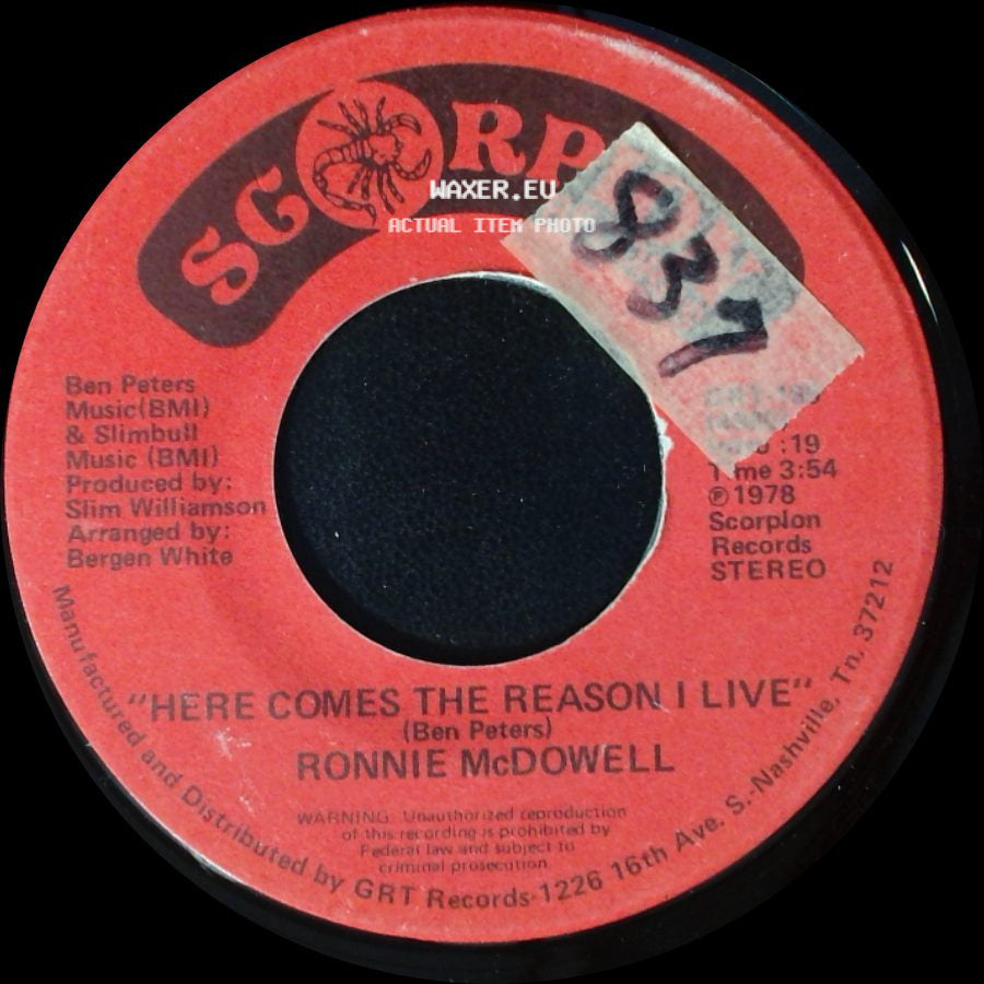 Ronnie Mcdowell - Travelin' Wanderin' Man / Here Comes The Reason I Live side B