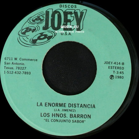 Los Hnos. Barron - La Enorme Distancia / Fiesta Navideña side A