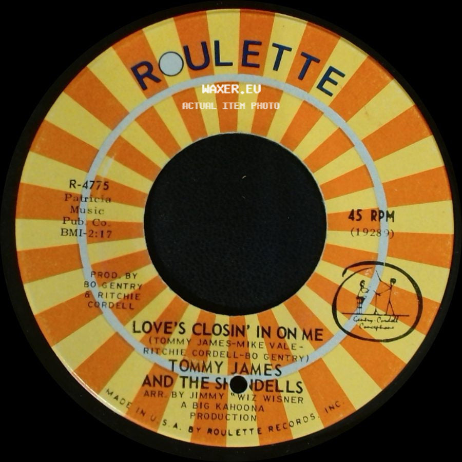 Tommy James And The Shondells - Love's Closin' In On Me / Out Of The Blue side A