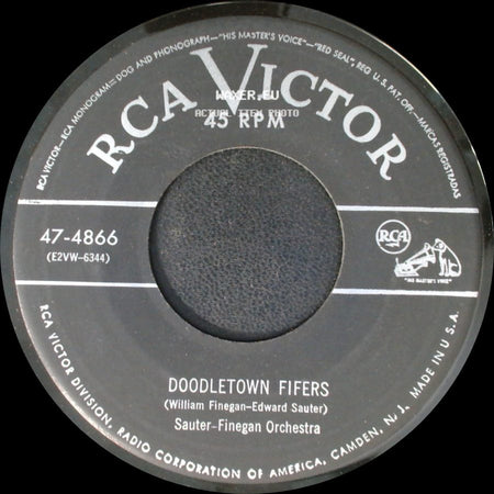 Sauter-Finegan Orchestra - Azure-Té (Paris Blues) / Doodletown Fifers side B
