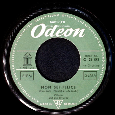 Vittorio Und Die Rivieras - Tintarella Di Luna / Non Sei Felice side B