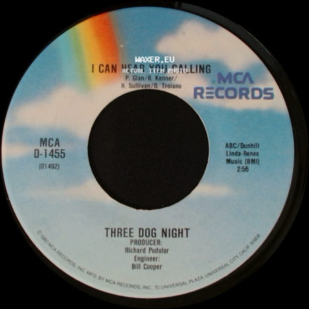 Three Dog Night - I Can Hear You Calling / Joy To The World side A