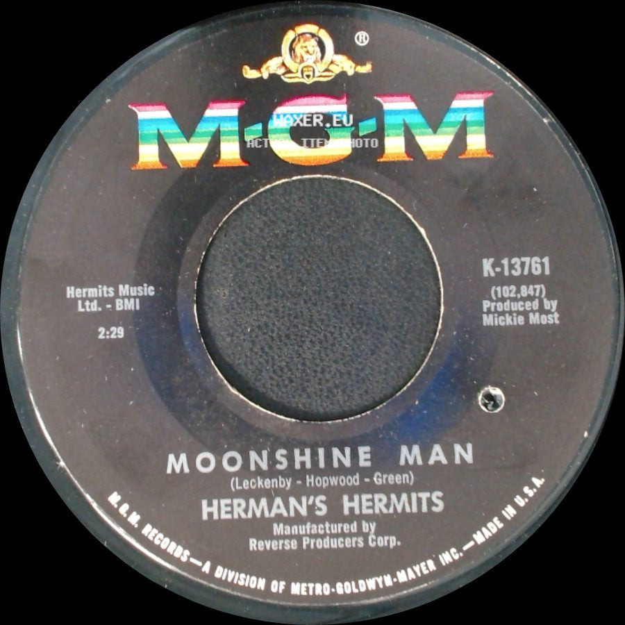 Herman's Hermits - Moonshine Man / Don't Go Out Into The Rain (You're Going To Melt) side A