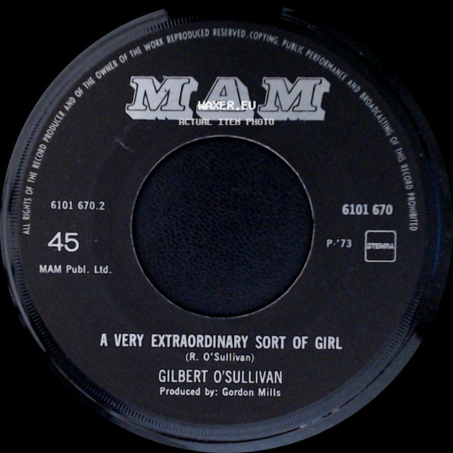 Gilbert O'sullivan - A Very Extraordinary Sort Of Girl / Get Down side A