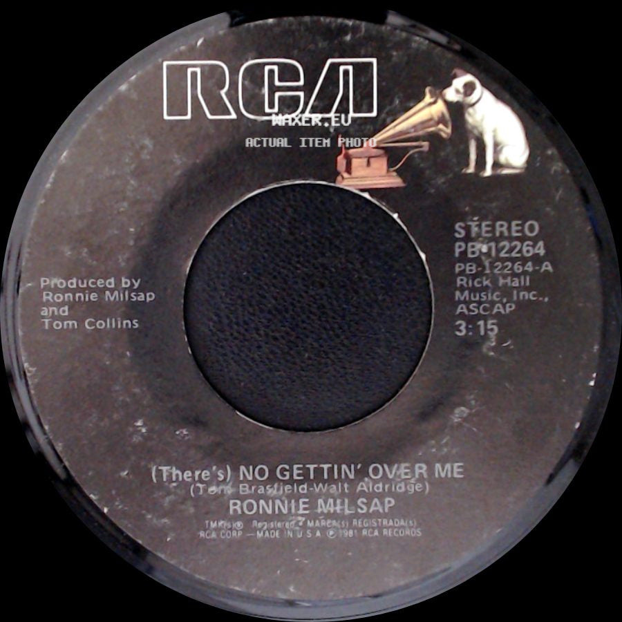 Ronnie Milsap - I Live My Whole Life At Night / (There's) No Gettin' Over Me side B