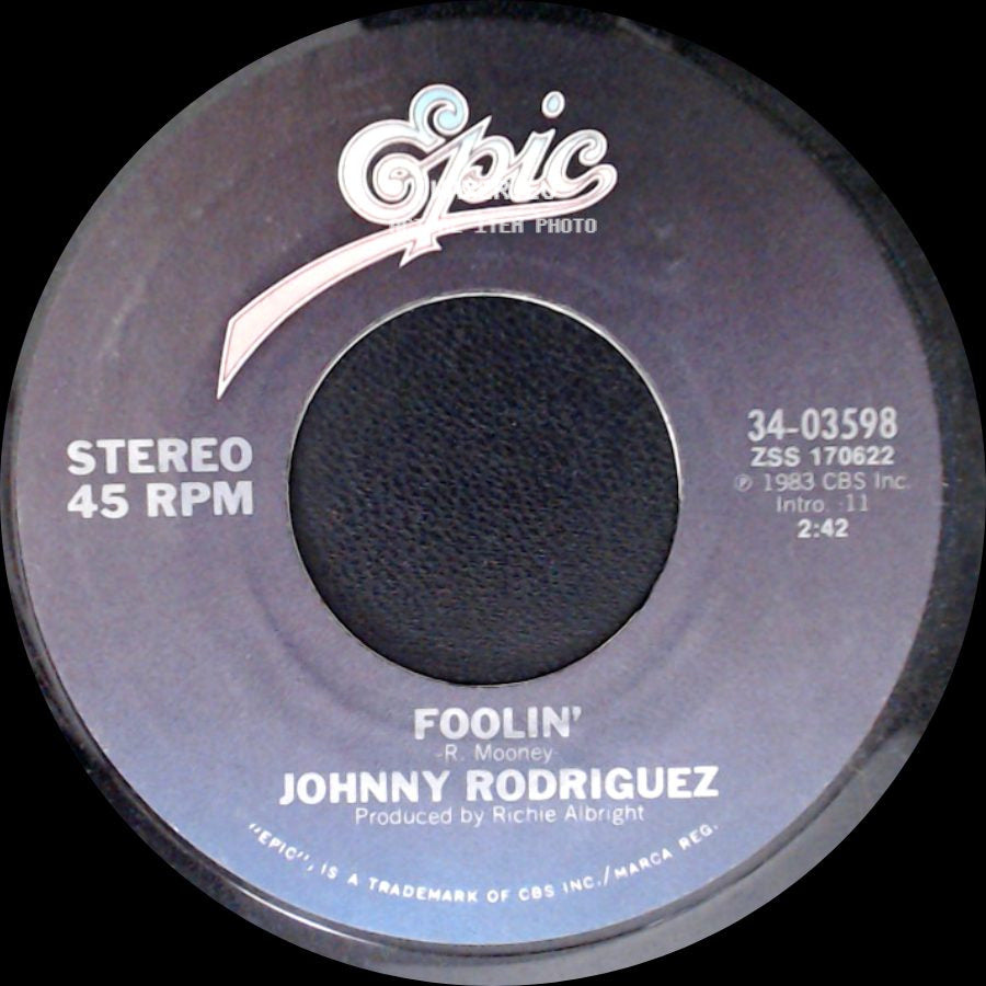 Johnny Rodriguez - Foolin' / Because Of You side A