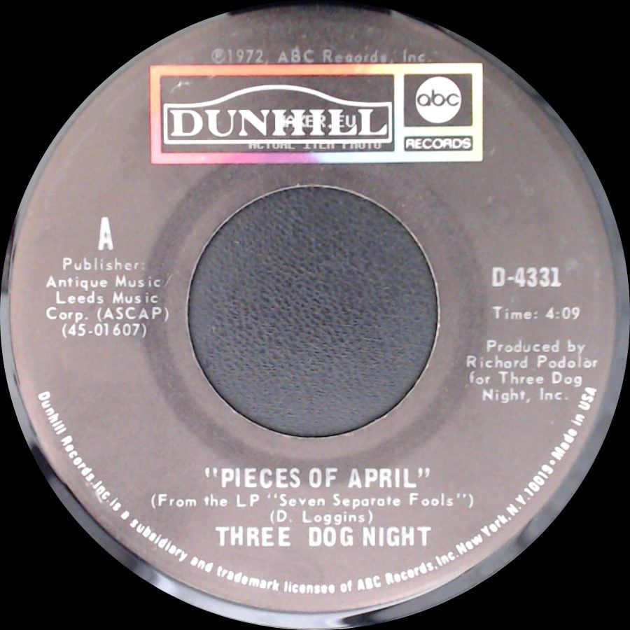 Three Dog Night - Pieces Of April / The Writings On The Wall side A