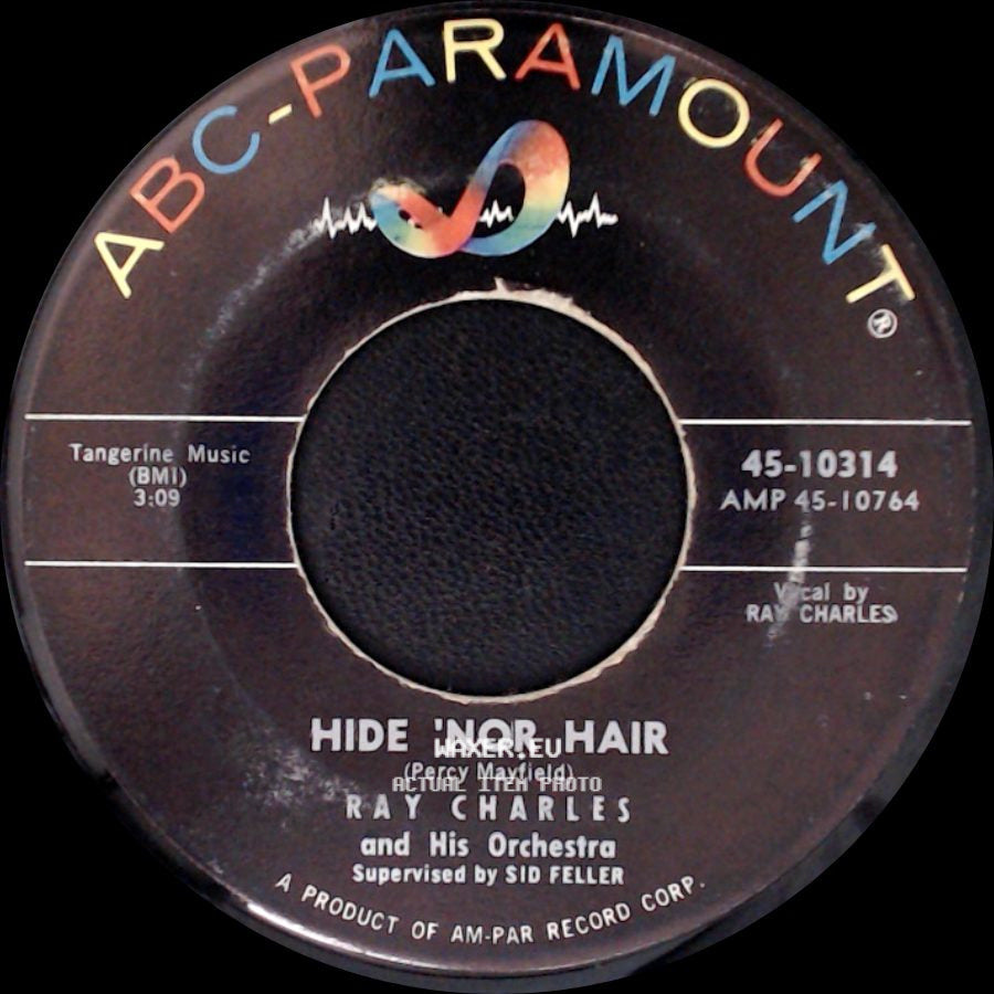 Ray Charles And His Orchestra - At The Club / Hide 'nor Hair side B