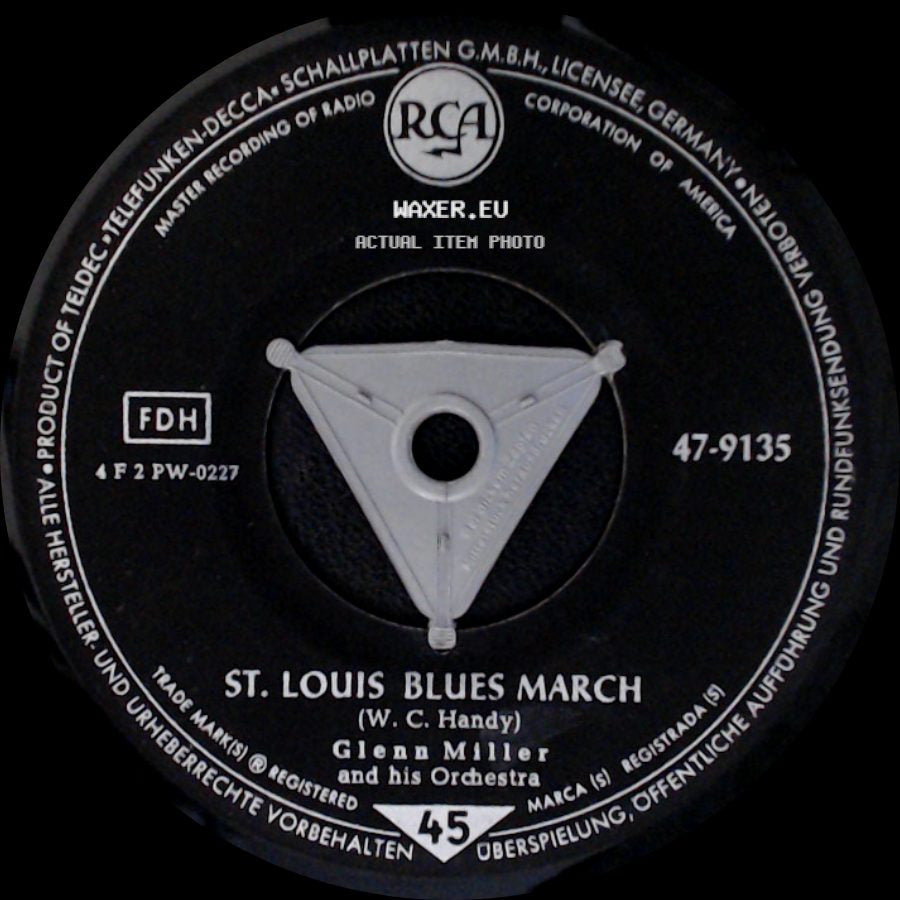 Glenn Miller And His Orchestra - St. Louis Blues March / American Patrol side A