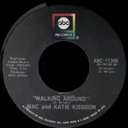 Mac And Katie Kissoon - Chirpy Chirpy Cheep Cheep / Walking Around side B