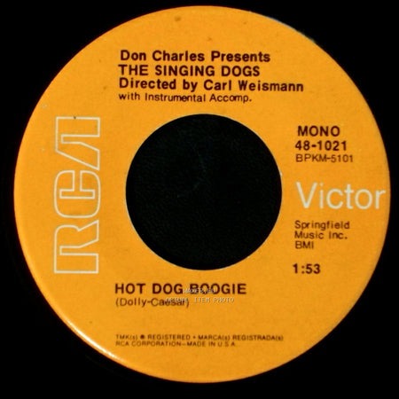 The Singing Dogs - Hot Dog Rock And Roll / Hot Dog Boogie side B