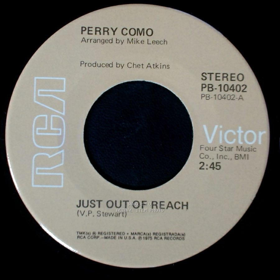 Perry Como - Love Put A Song In My Heart / Just Out Of Reach side B