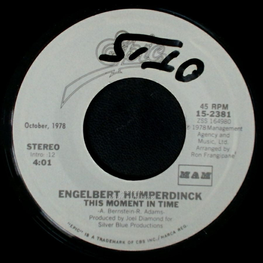 Engelbert Humperdinck - This Moment In Time / I Believe In Miracles side A