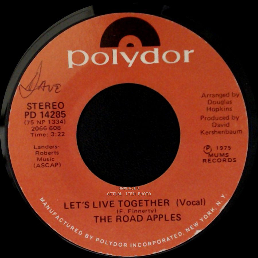 The Road Apples - Let's Live Together (Vocal) / Let's Live Together (Instr.) side A