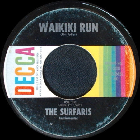 The Surfaris - Waikiki Run / Point Panic side A