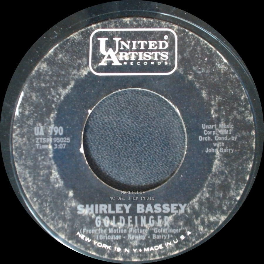 Shirley Bassey - Goldfinger / Strange How Love Can Be side A