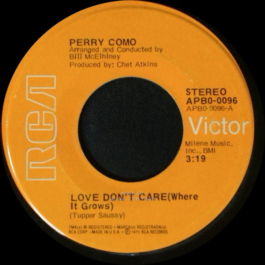 Perry Como - Love Don't Care (Where It Grows) / Walk Right Back side A