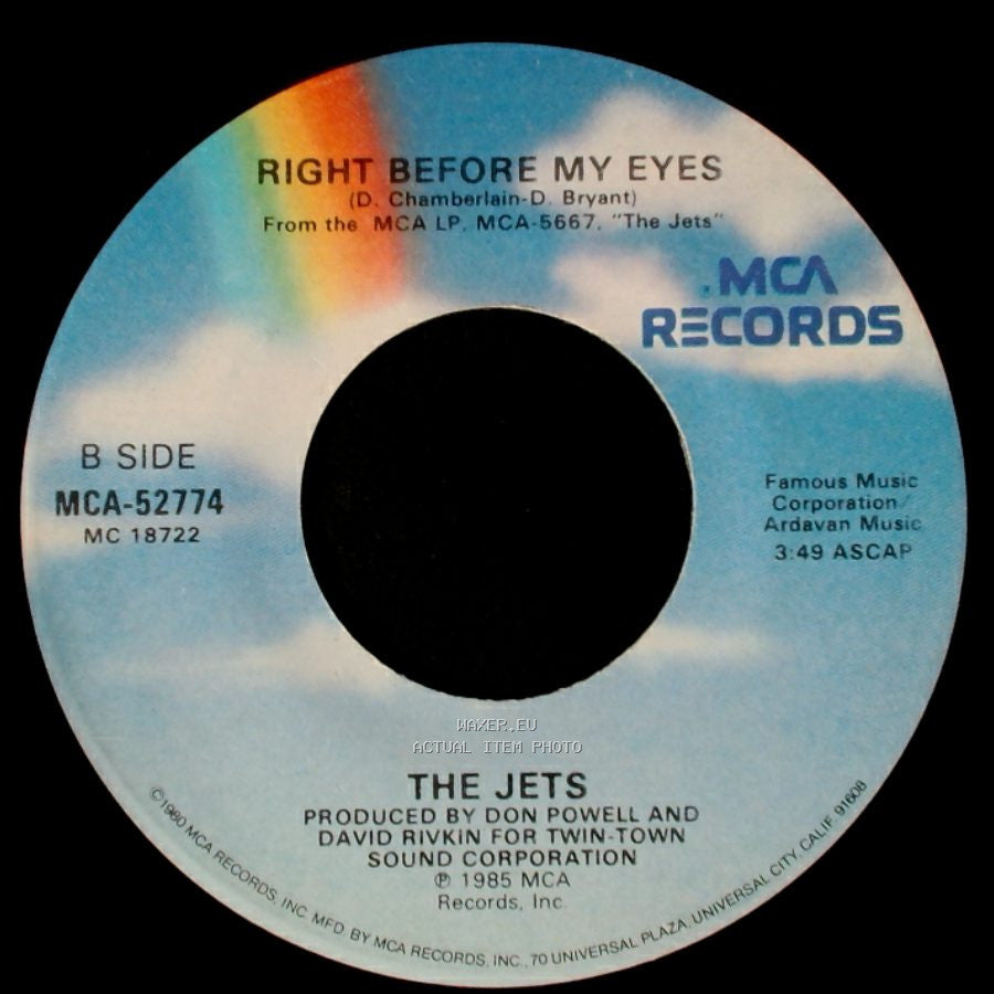 The Jets - Crush On You / Right Before My Eyes side B