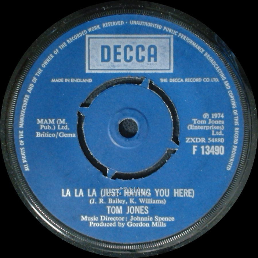 Tom Jones - Love Love Love / La La La (Just Having You Here) side B