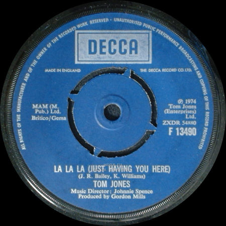 Tom Jones - Love Love Love / La La La (Just Having You Here) side B