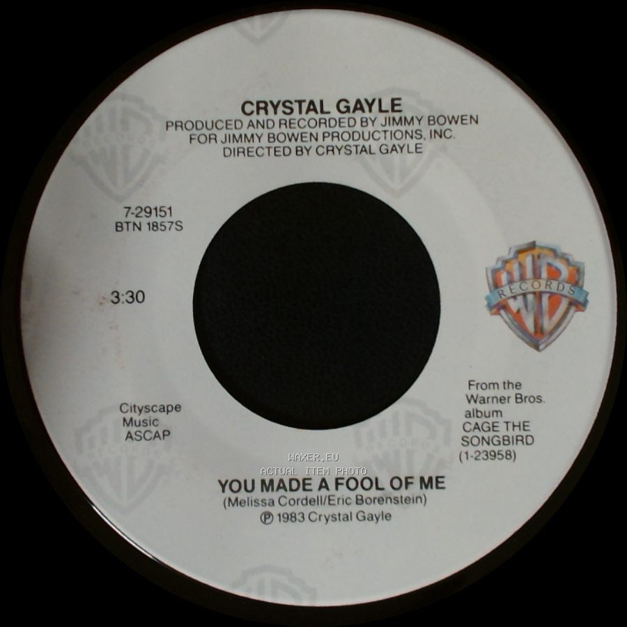 Crystal Gayle - Me Against The Night / You Made A Fool Of Me side B