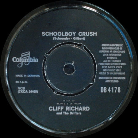 Cliff Richard And The Drifters - Move It / Schoolboy Crush side B