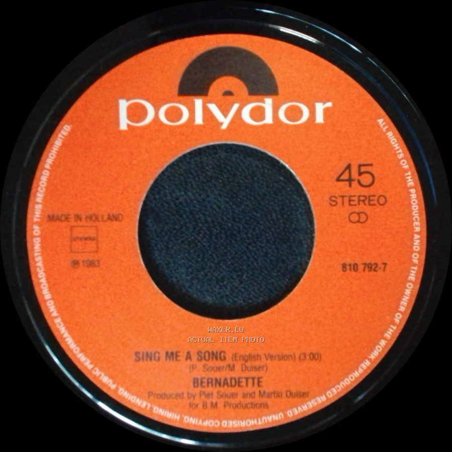 Bernadette - Sing Me A Song (Nederlandse Verse) / Sing Me A Song (English Version) side B