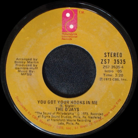 The O'jays - You Got Your Hooks In Me / Put Your Hands Together side A