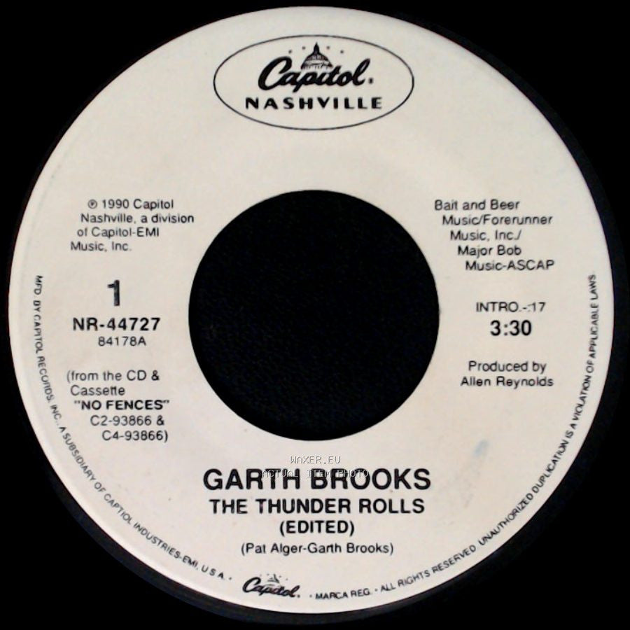 Garth Brooks - The Thunder Rolls (Edited) / Victim Of The Game side A