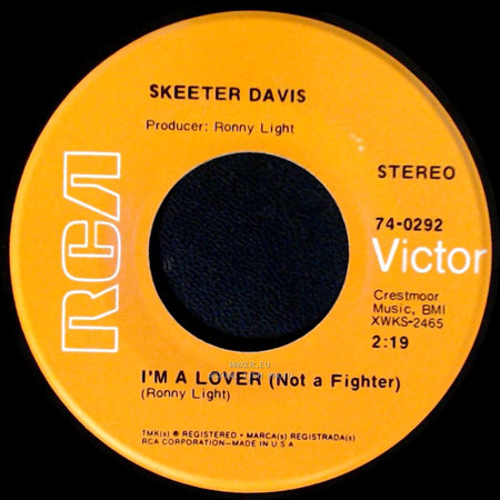 Skeeter Davis - I Didn't Cry Today / I'm A Lover (Not A Fighter) side B