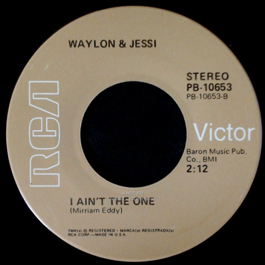 Waylon & Jessi - Suspicious Minds / I Ain't The One side B