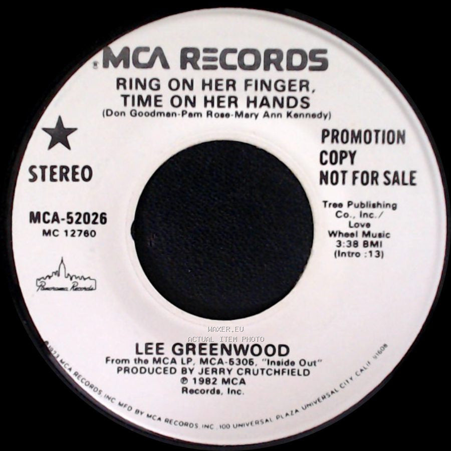 Lee Greenwood - Ring On Her Finger, Time On Her Hands / Ring On Her Finger, Time On Her Hands side B