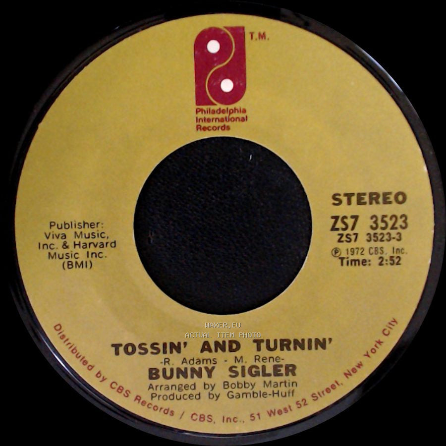 Bunny Sigler - Tossin' And Turnin' / Picture Us side A