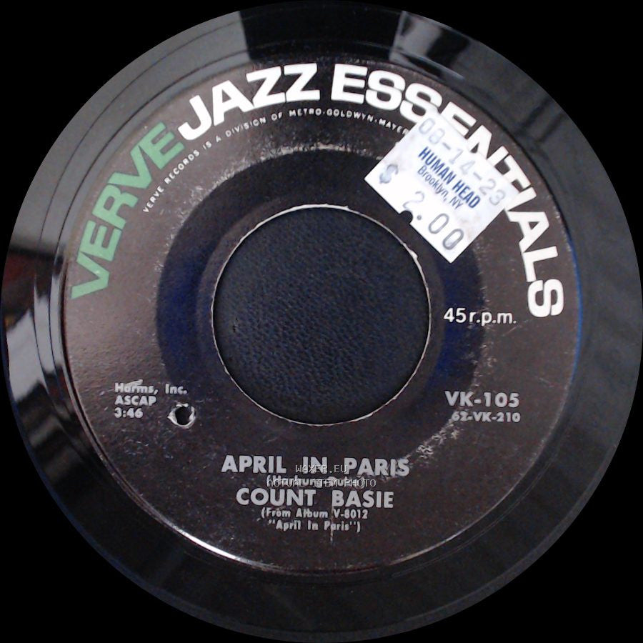 Count Basie - One O'clock Jump / April In Paris side B