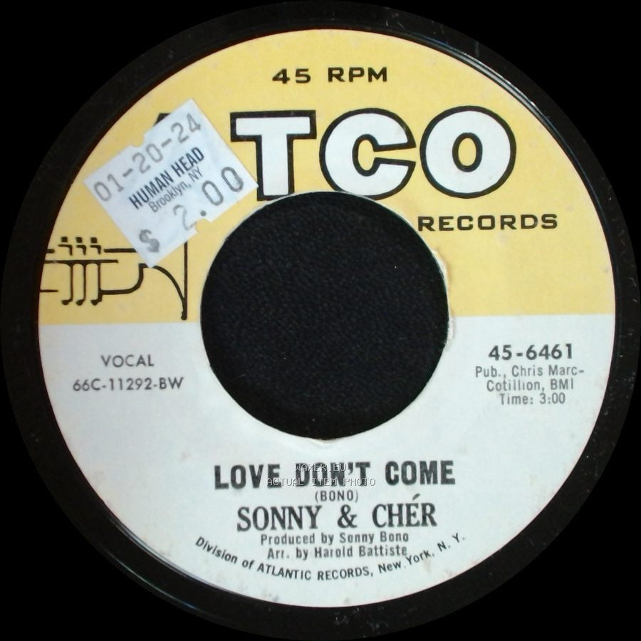 Sonny & Chér - The Beat Goes On / Love Don't Come side B