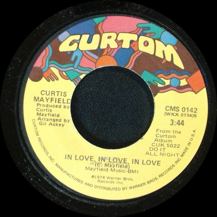Curtis Mayfield - Keeps Me Loving You / In Love, In Love, In Love side B