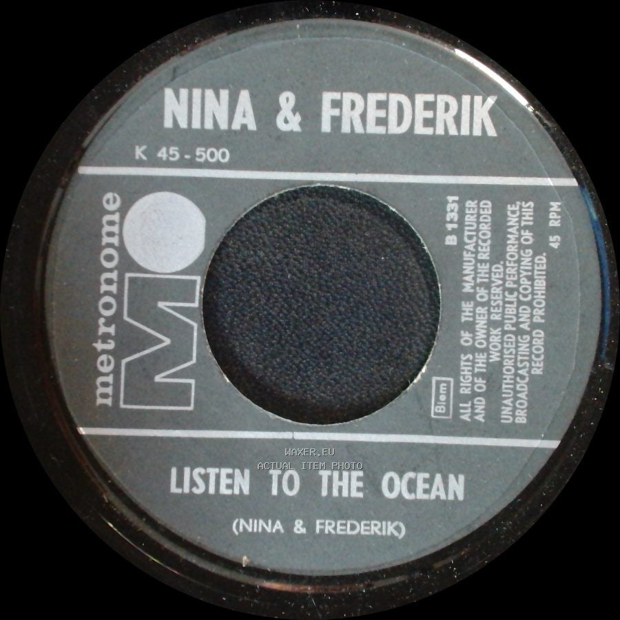 Nina & Frederik - Listen To The Ocean / Me Pet Parakeet side A