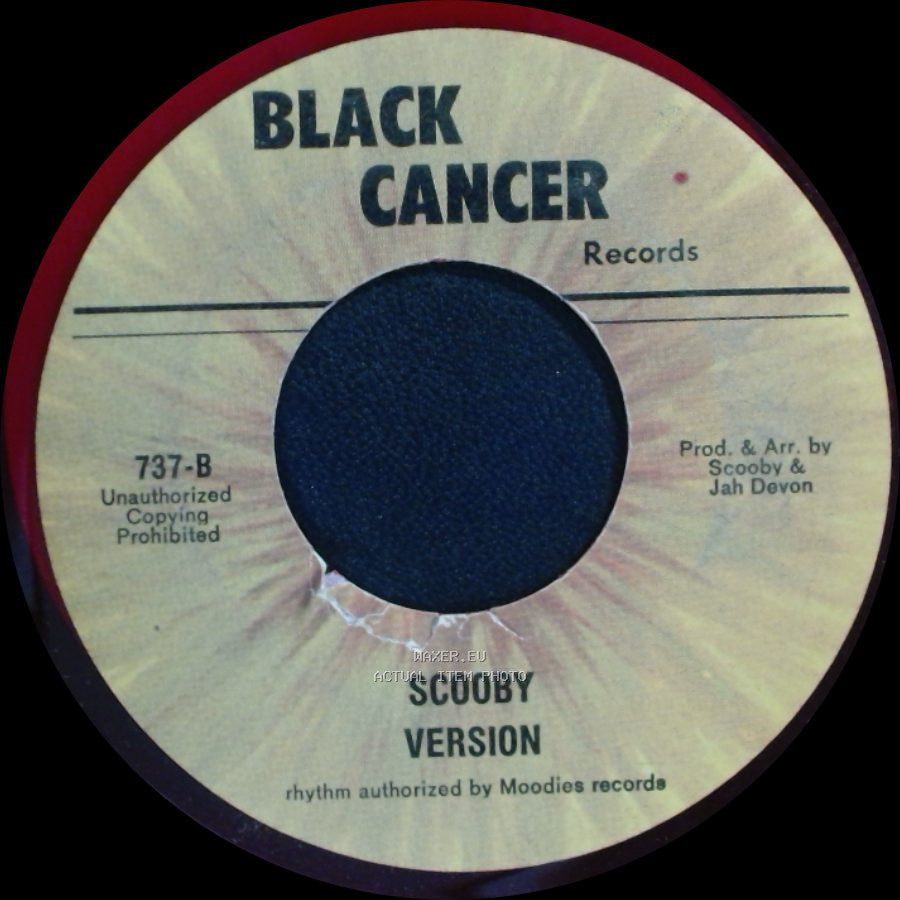 Neville Reds / Scooby - Lovely Lady / Version side B