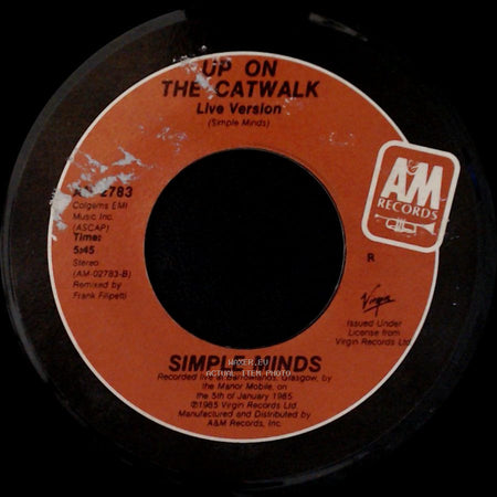 Simple Minds - Up On The Catwalk Live Version / Alive & Kicking side A